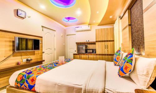 Koramangala Hotel | FabExpress Emara Boutique - Near Koramangala