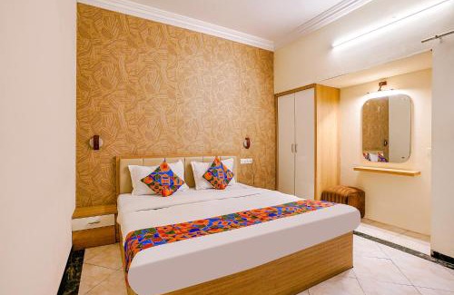 Cidco Hotel | FabExpress Heritage Palace - CIDCO Bus Stand