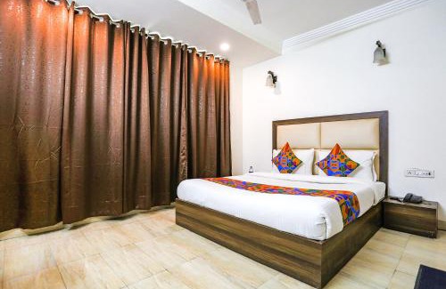 Chittaranjan Hotel | FabExpress JPM The Grand Bella - Nr Nehru Place Market