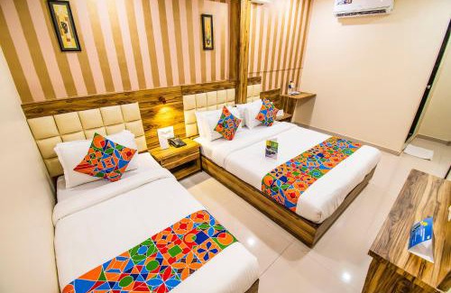 Santacruz Hotel | FabExpress Orange Suites - Nr Mumbai International Airport