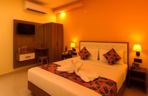 Ayodhya Hotel | FabExpress Rameshwaram 900 meter from Ram Mandir