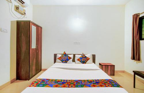 Phase 1 Hotel | FabExpress SRH - Nr Butterfly Park - Hinjawadi
