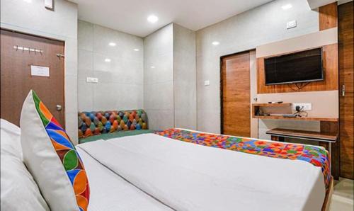 Mahape Hotel | FabExpress White Gold - Nr Mahape
