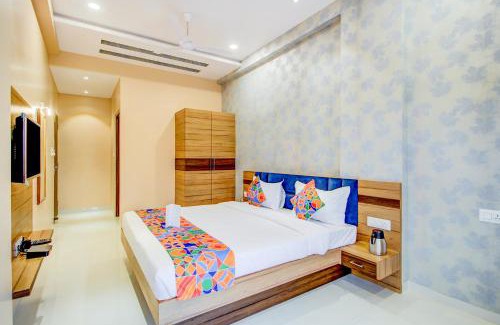 Jagatpura Hotel | FabHotel 7th Crossing Malviya Nagar