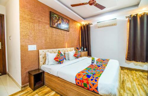 Lajpat Nagar Hotel | FabHotel A 97