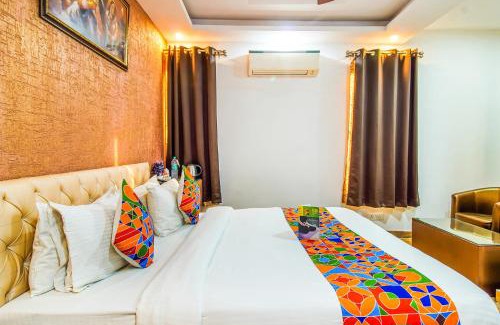 Lajpat Nagar Hotel | FabHotel A 97