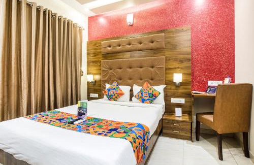 Sakinaka Hotel | FabHotel Amour - Nr Mumbai International Airport