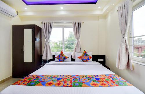 New Town Hotel | FabHotel Anchorage Inn - Nr Axis Mall