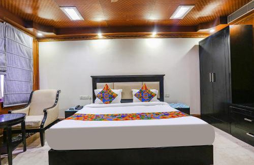 South Extension Hotel | FabHotel Blue Moon Home Stay