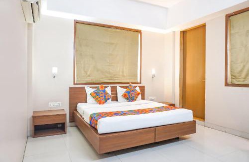 Pune Hotel | FabHotel Classic Executive