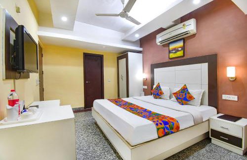 Sector 35 Hotel | FabHotel Comfort 35