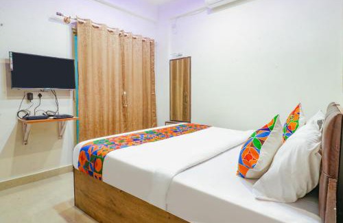 Electronics City Hotel | FabHotel E City Inn - 3km from Infosys Campus