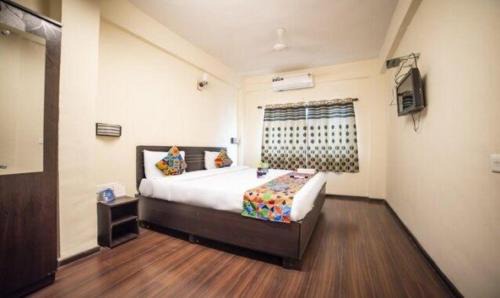 Viman Nagar Hotel | FabHotel East Field Homes - Nr Airport Road