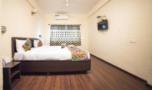 Viman Nagar Hotel | FabHotel East Field Homes - Nr Airport Road
