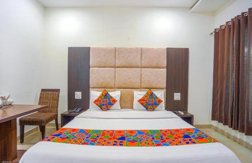 Jalandhar Hotel | FabHotel Grand Inn