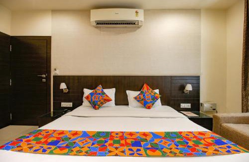 Maharana Pratap Nagar Hotel | FabHotel Kamla Regency