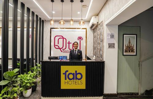 Delhi Hotel | FabHotel Kaushambi