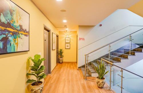 Delhi Hotel | FabHotel Kaushambi