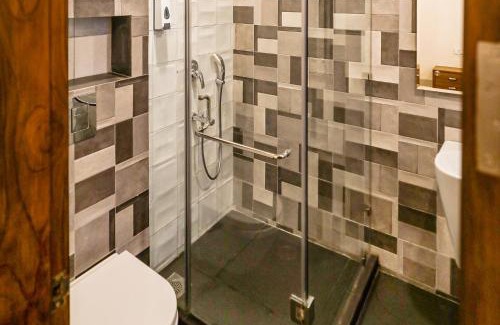 Malviya Nagar Hotel | FabHotel La Paz Stay B&B