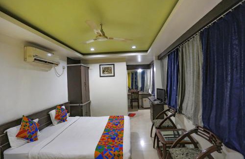Bhopal Hotel | FabHotel Midland