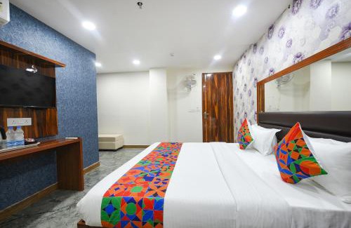 Delhi Hotel | FabHotel Mona Continental - Nr Laxmi Nagar IT Hub