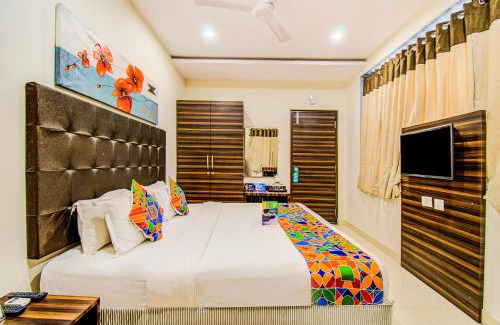 HITEC City Hotel | Fabhotel Pearl City - Nr Jubilee Enclave, Hitech City
