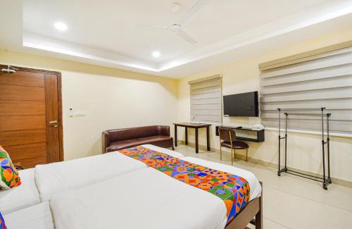 Kachiguda Hotel | FabHotel Prime AM Suites - Nr Yashoda Hospitals