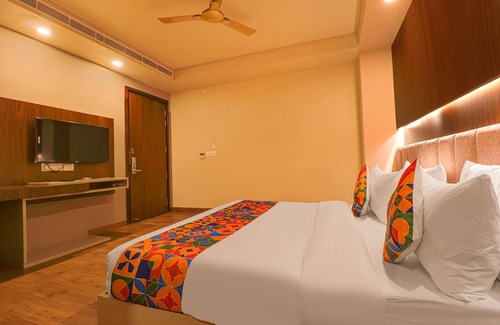 Anand Vihar Hotel | Fabhotel Prime Shanit