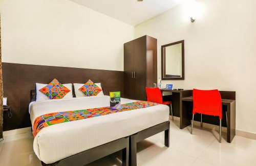 Bengaluru Hotel | FabHotel RMS Comforts - Nr Yeshwantpur Railway Station