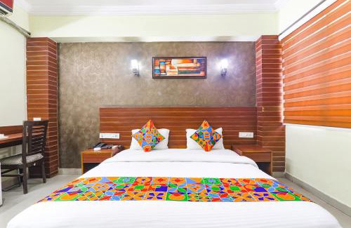 Patna Hotel | FabHotel Royal Ville