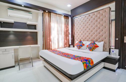 Pimpri Colony Hotel | FabHotel Rudra Residency - Nr Medicover hospital