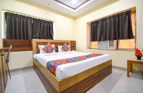 Bhubaneshwar Hotel | FabHotel Seven Inn 30 - Near Care Hospital