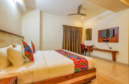 Jayanagar Hotel | FabHotel Shakthi Suites - Nr Jayadeva Hospital