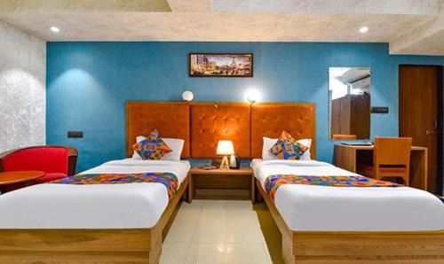 Gandhinagar Hotel | FabHotel Siddharth Corporate - Vavol, Gandhinagar