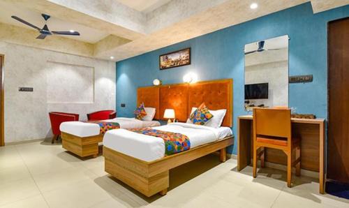 Gandhinagar Hotel | FabHotel Siddharth Corporate - Vavol, Gandhinagar