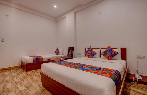 Krishnarajapura Hotel | FabHotel Sri Udupi Park