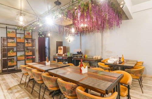 Allahabad Hotel | FabHotel Stay Inn I