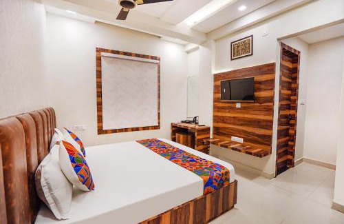 Kanpur Hotel | FabHotel TS Inn