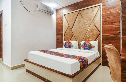 Vanasthalipuram Hotel | Fabhotel Twin Tree Suites
