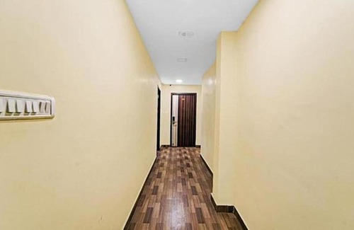 Parthasarathy Puram Hotel | FabHotel U Hotel T Nagar