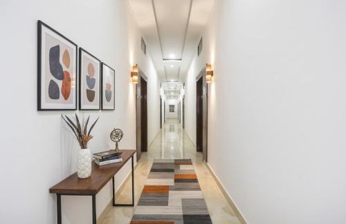Kakarmatha Hotel | FabHotel Varanasi Suites