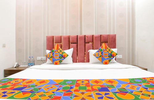 Ludhiana Hotel | FabHotel Yellow Leaf
