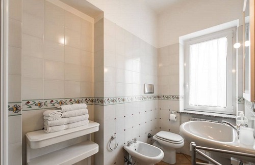 Marino Bed & Breakfast | Fabiola Bed & Breakfast