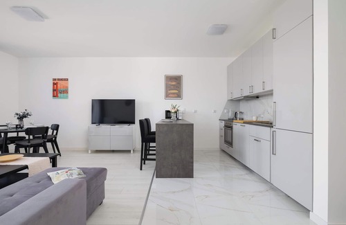 Grzegorzki Apartment | Fabryczna 5B Cracow | Modern Apartment | Balcony | Parking
