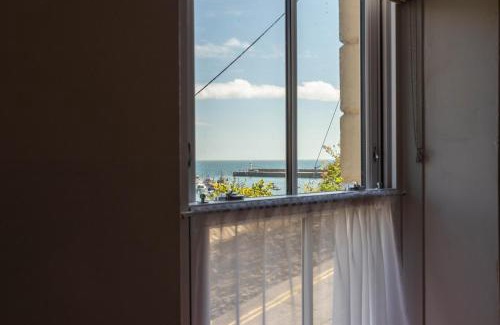 Mevagissey House | Fabulous 2 Bed Cottage - Outstanding Sea Views