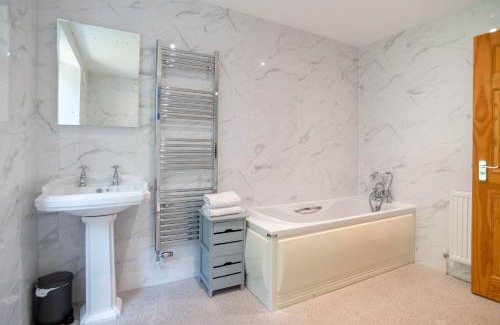 Mevagissey House | Fabulous 2 Bed Cottage - Outstanding Sea Views
