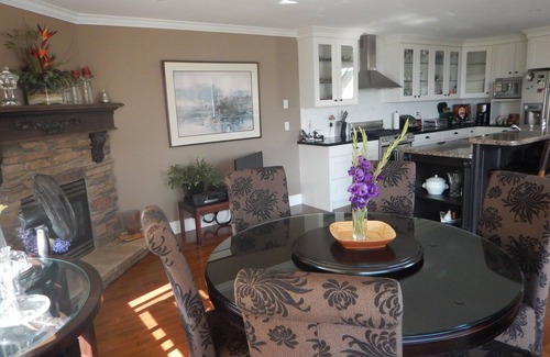 White Rock House | Fabulous 3 bedroom ocean view! Available January 2025 winter/spring booking
