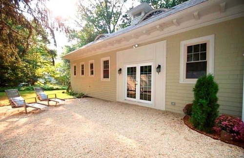 Southport Cottage | Fabulous Carriage House in Gorgeous Southport, CT