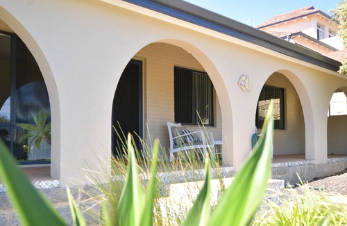 Yanchep House | Fabulous Family Sized Home with Loads of Character, Close to the Ocean & Views