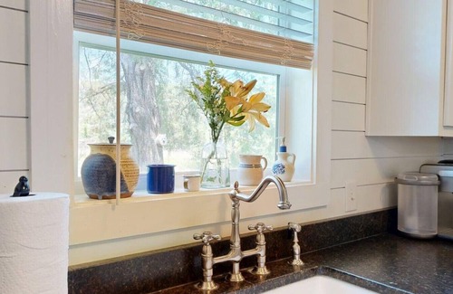 Wellborn House | Fabulous Farmhouse Getaway! Big Oak Farmhouse